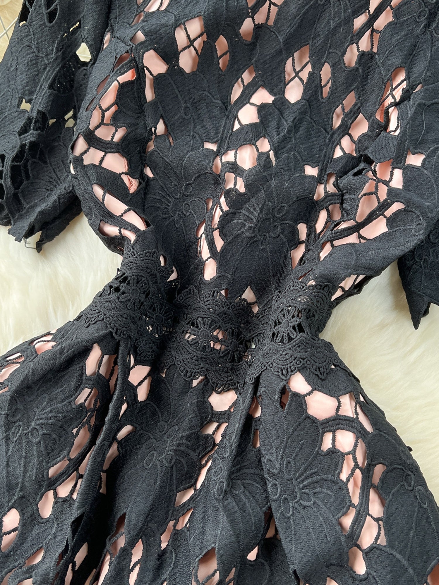 Elegant Solid Hollow Out Midi Dress - SISPELL