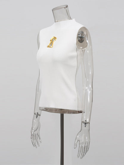 Elegant White Sleeveless Top with Gold Keyhole Accent - SISPELL