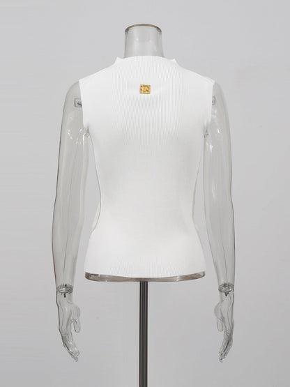 Elegant White Sleeveless Top with Gold Keyhole Accent - SISPELL