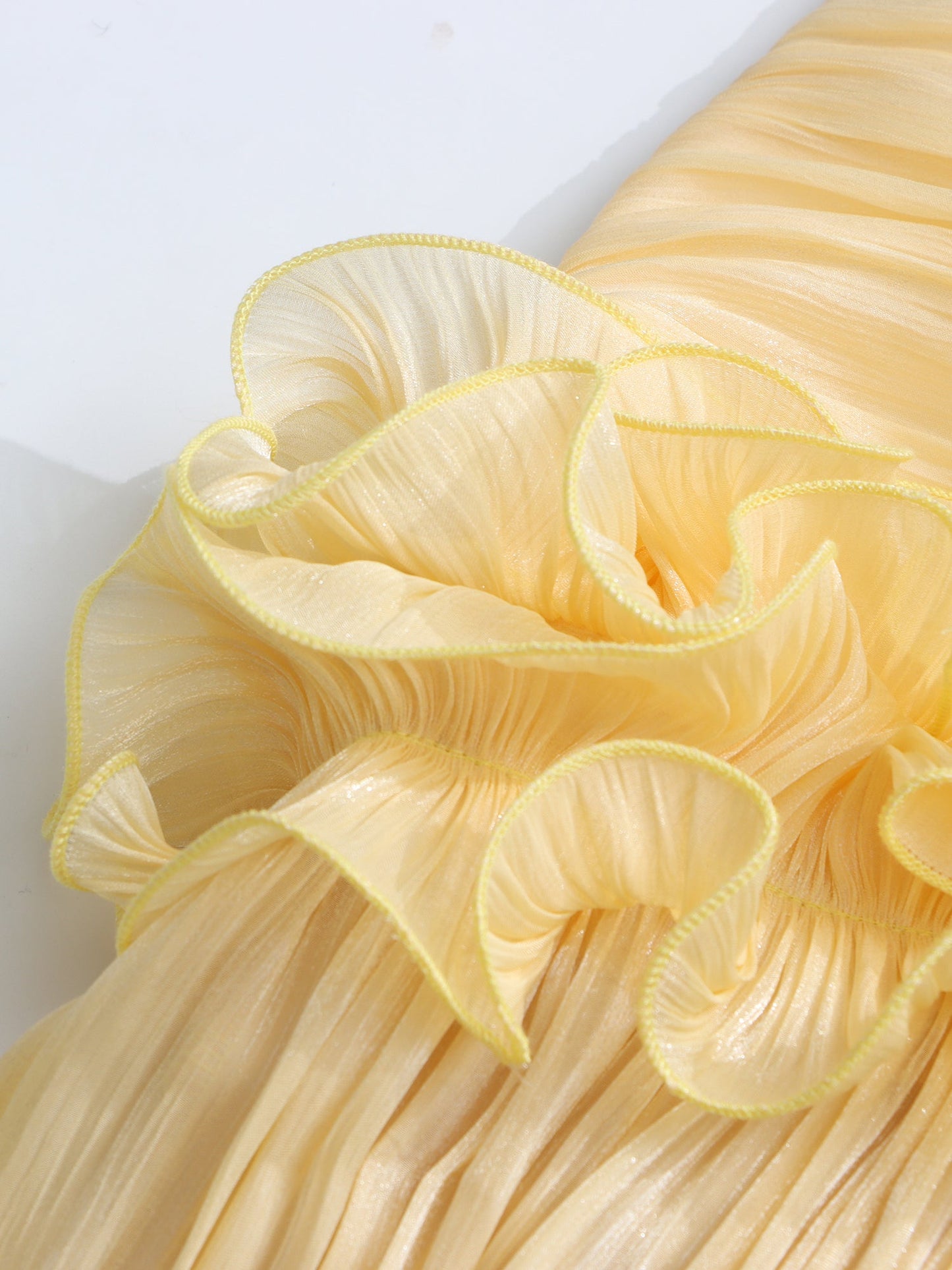 Elegant Yellow Strapless Maxi Dress with Ruffled Detail - SISPELL