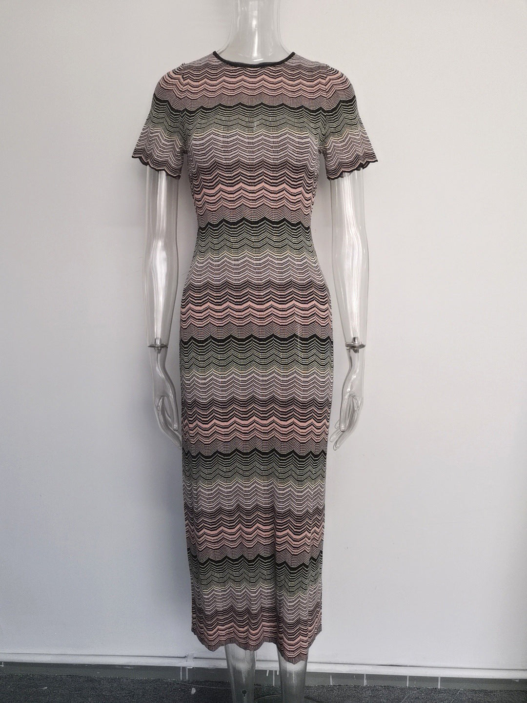 Elegant Round Neck Long Dress