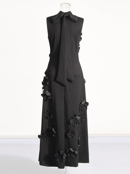 Glamorous Black Maxi Dress with 3D Floral Appliqués - SISPELL