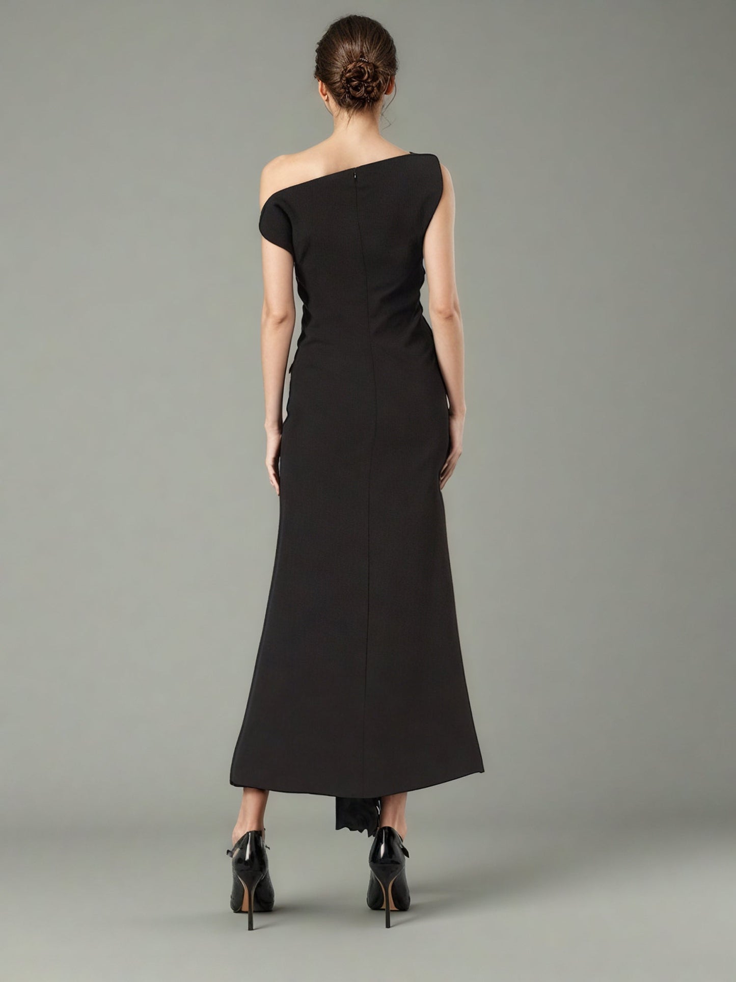 Glamorous One - Shoulder Pleated Black Maxi Dress - SISPELL