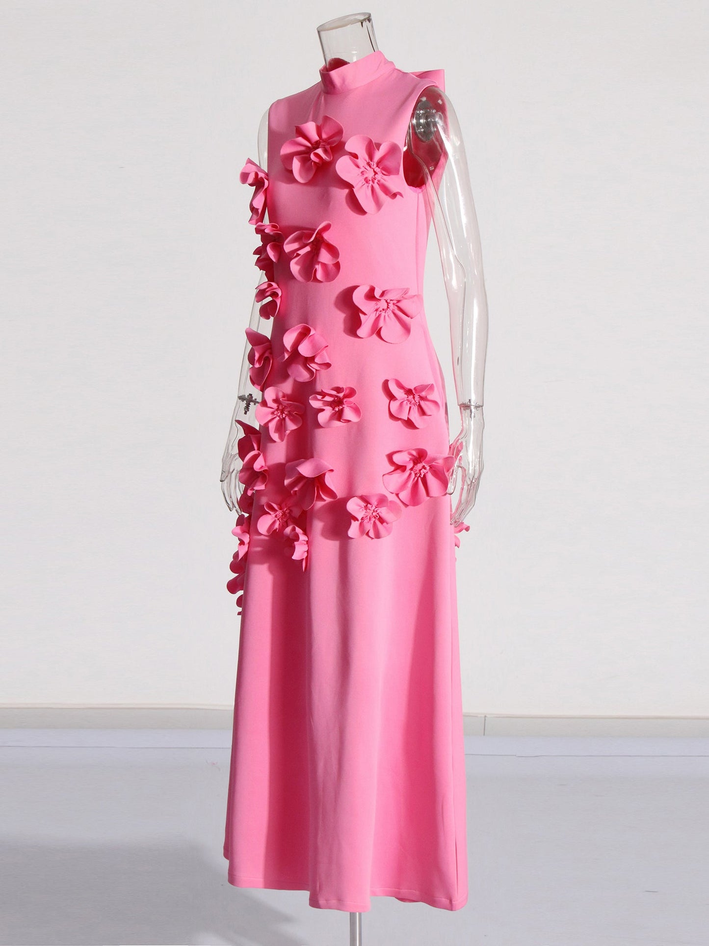 Glamorous Pink Maxi Dress with 3D Floral Appliqués - SISPELL