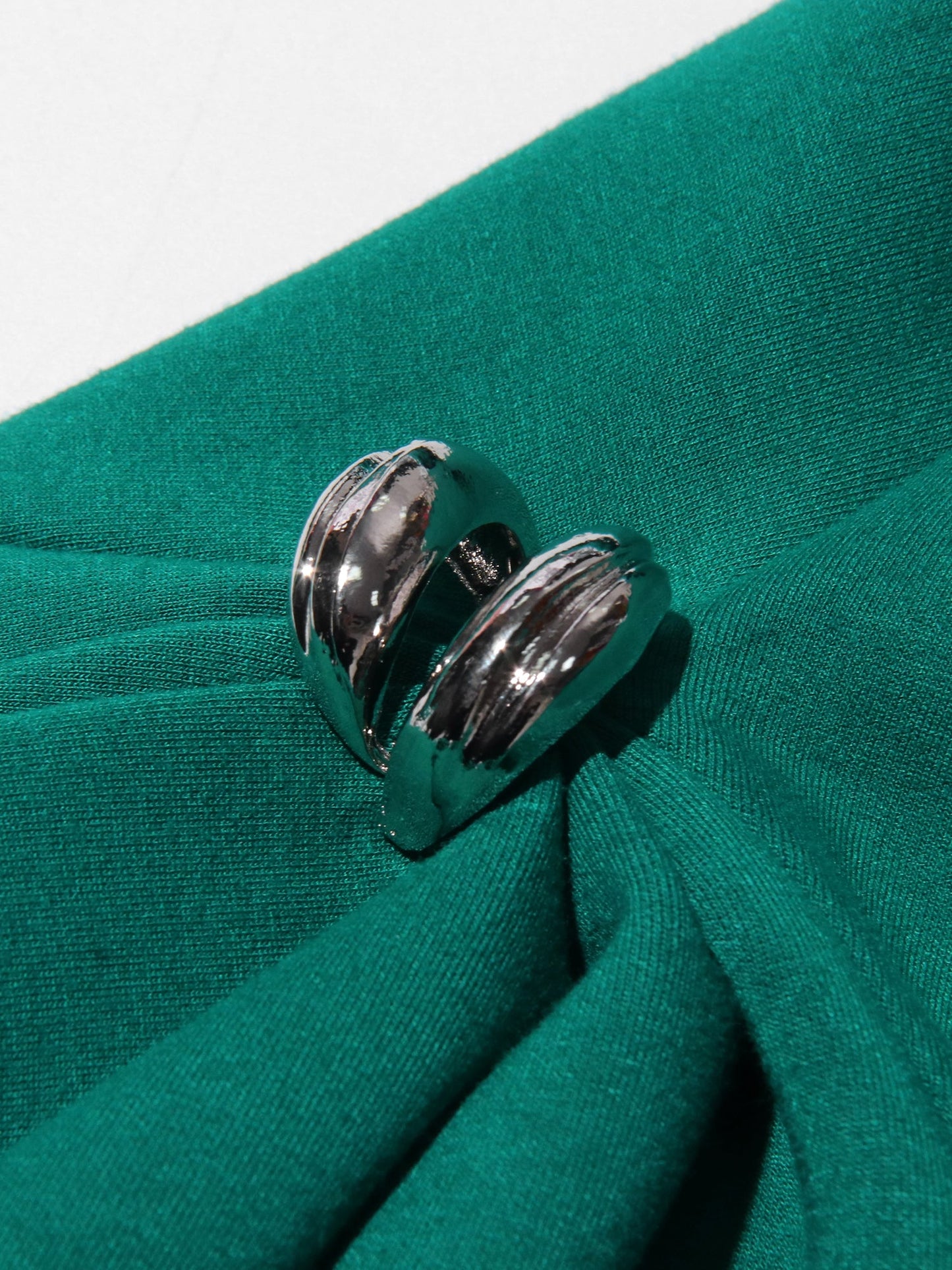 Green Asymmetric Hem Dress with Side Ring Details - SISPELL