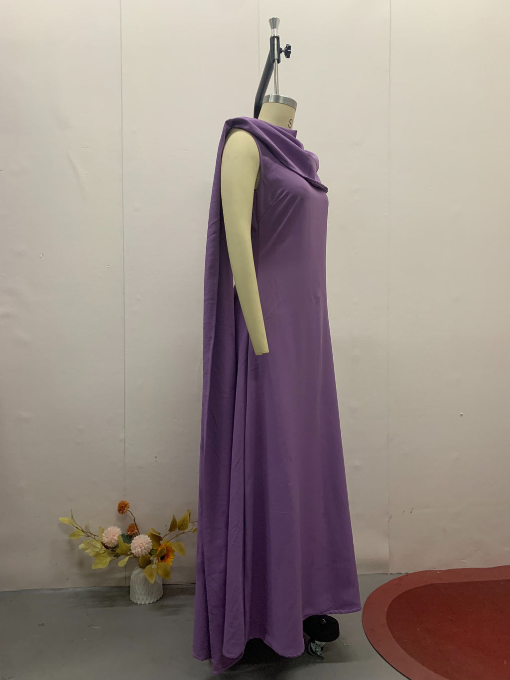 Elegant Solid Sleeveless Long Dress