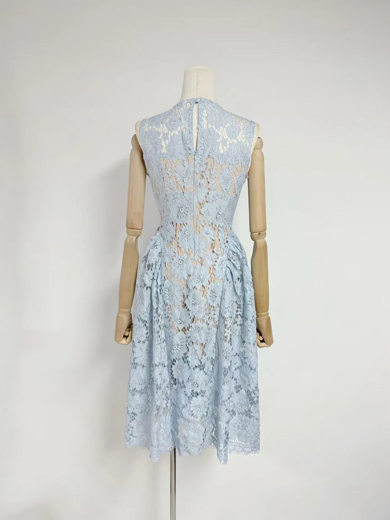 Temperament Sleeveless Midi Dress