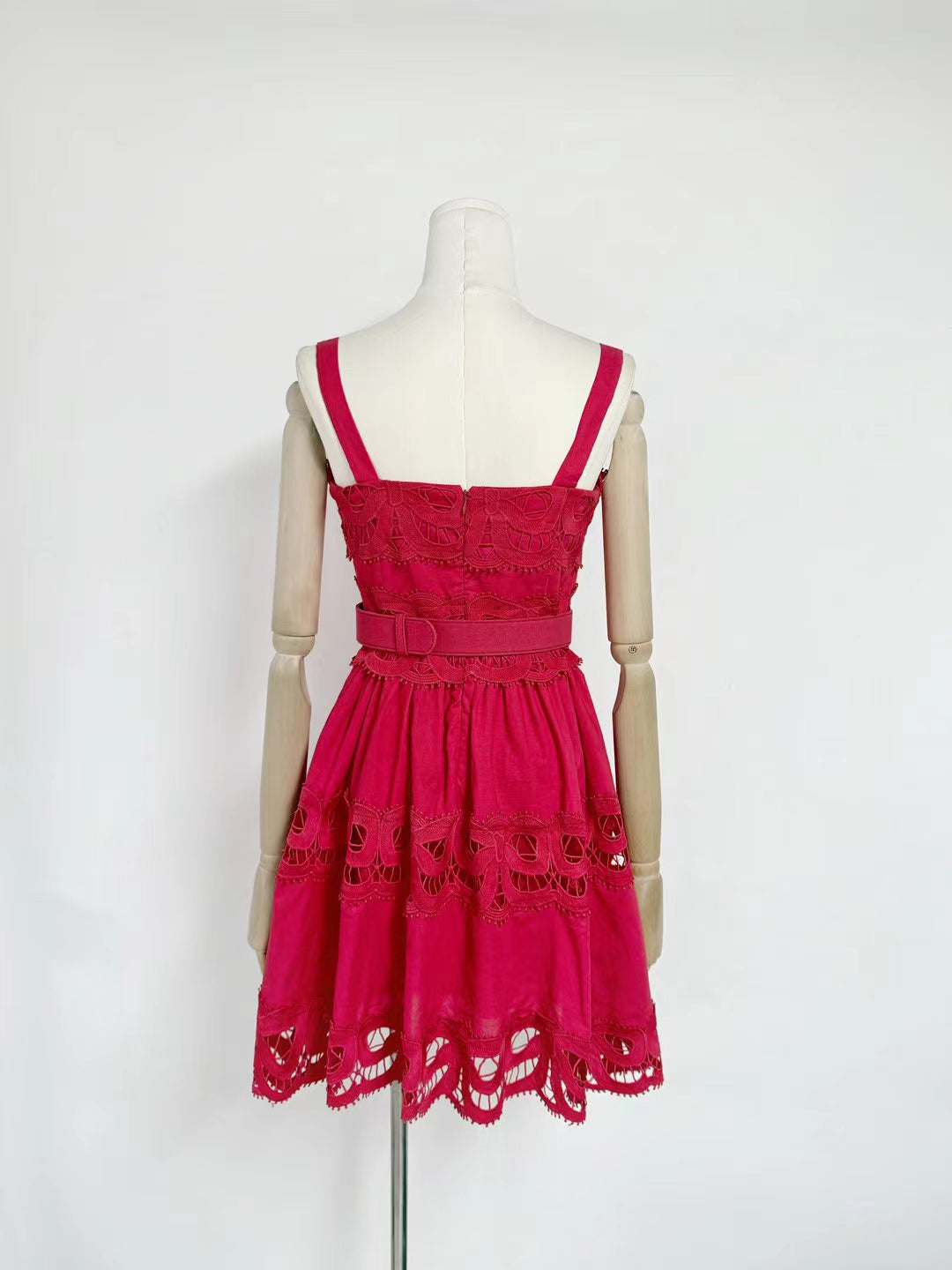 Hollow Out Sleeveless Short Dress