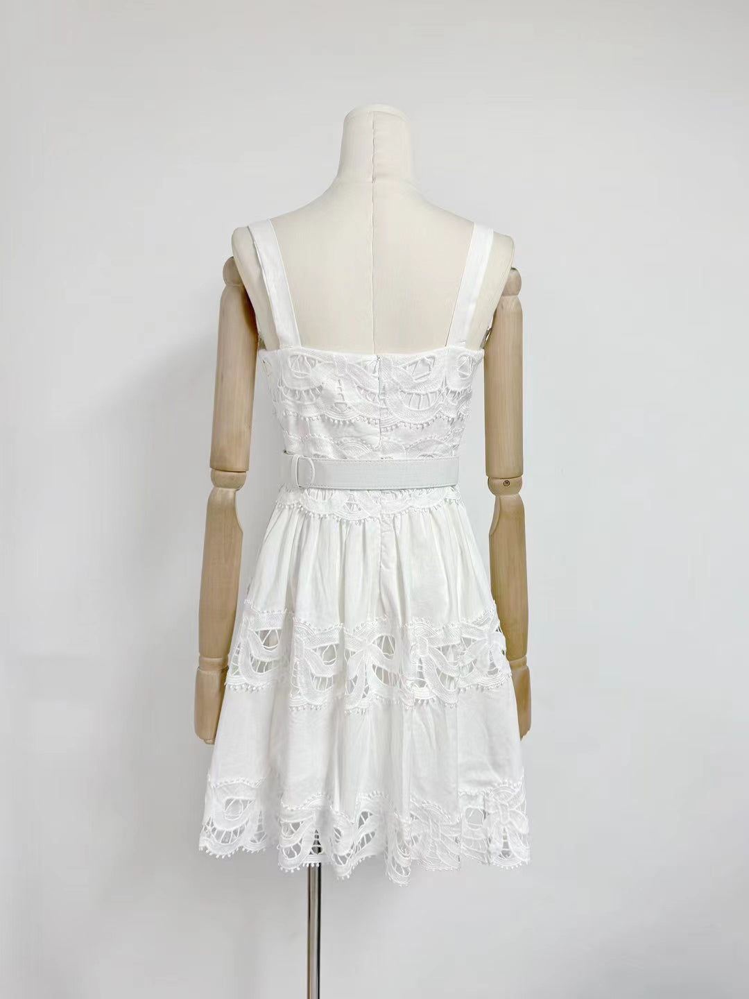 Hollow Out Sleeveless Short Dress