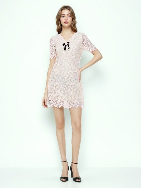 Patchwork Lace Bowknot Short Dress - SISPELL