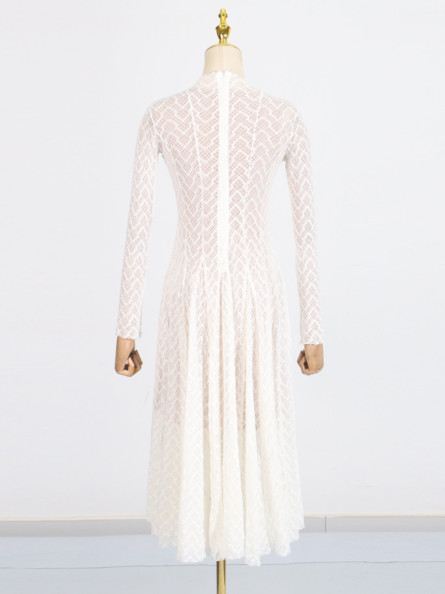 White Lace Maxi Dress with Long Sleeve & Sheer Design - SISPELL