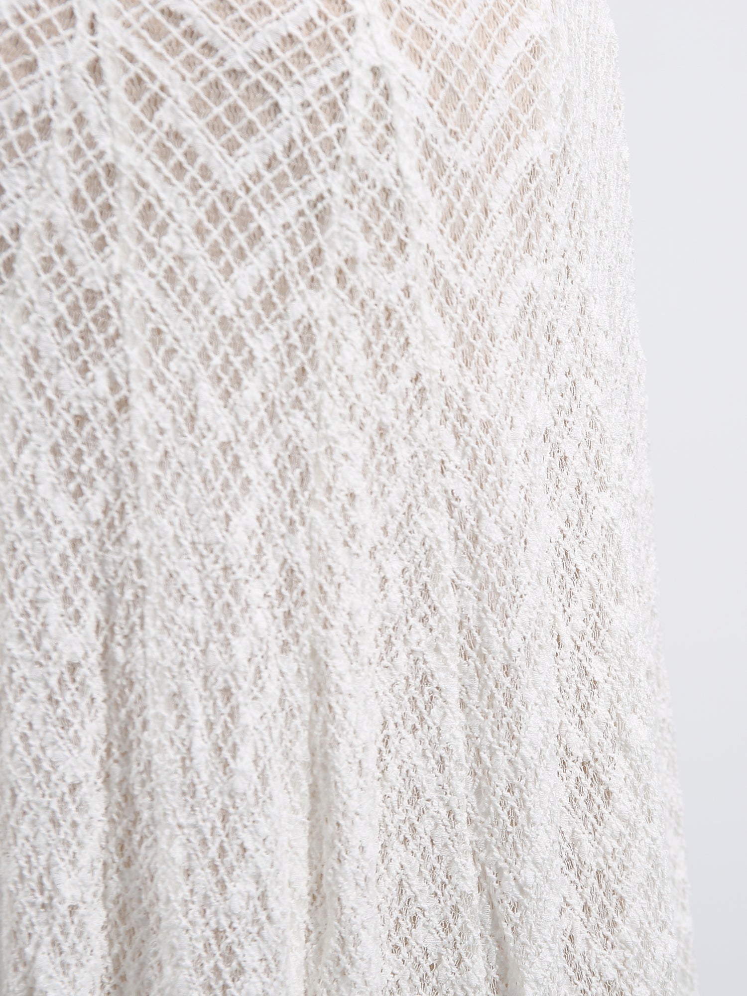 White Lace Sleeveless Maxi Dress with Mock Neck - SISPELL