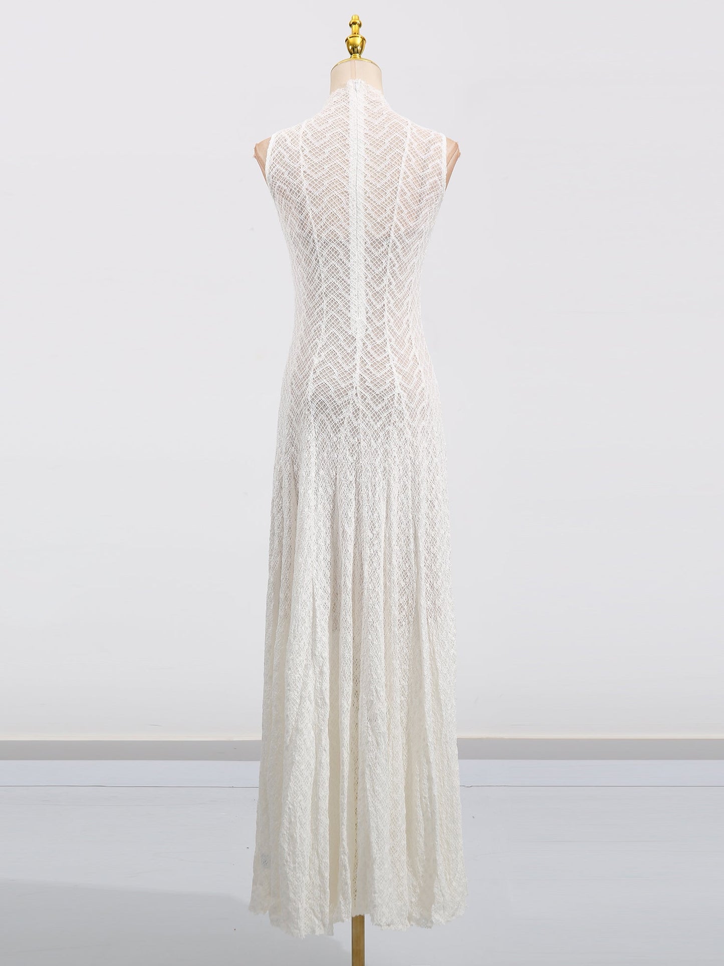 White Lace Sleeveless Maxi Dress with Mock Neck - SISPELL