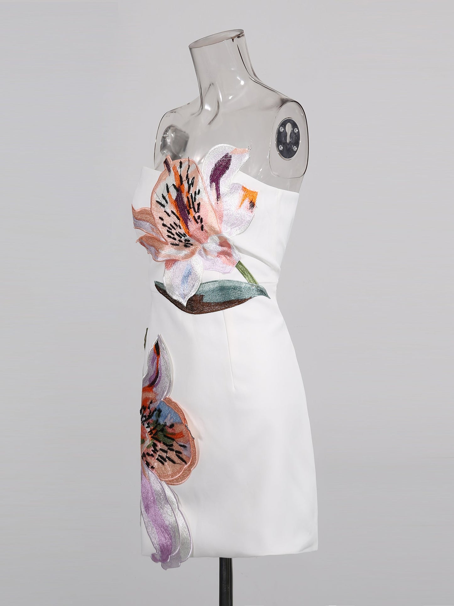 White Strapless Mini Dress with Floral Embroidery - SISPELL